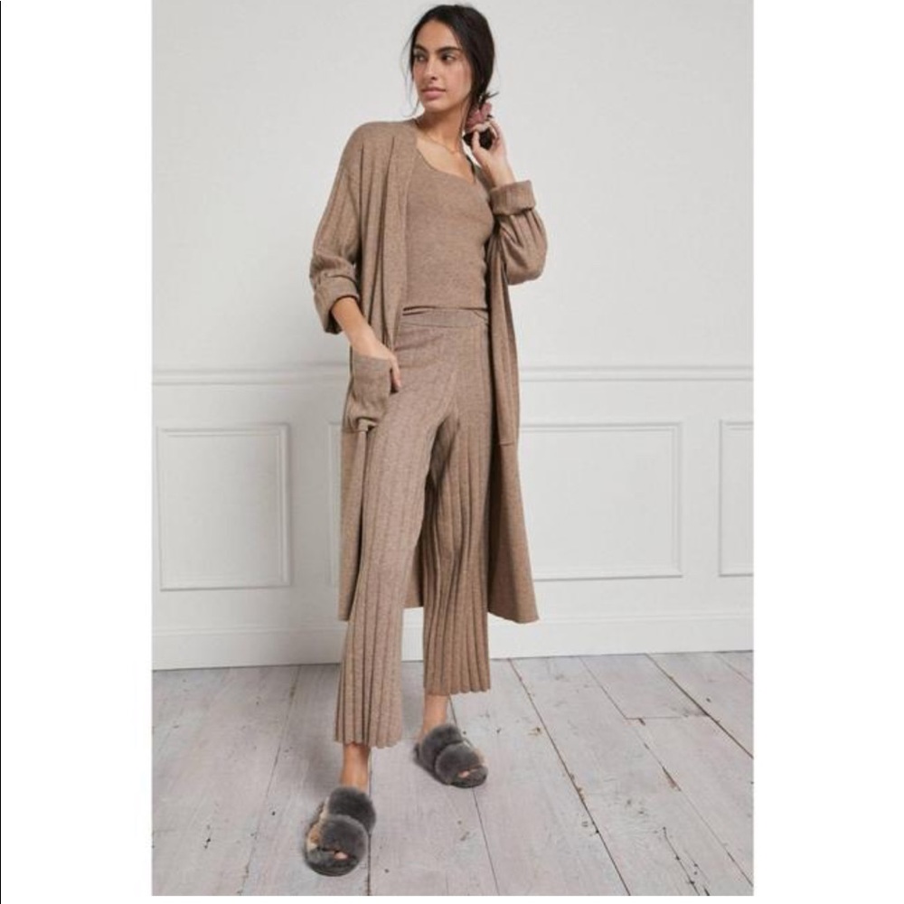 Anthropology super soft like new belted long cardigan (cardigan only)